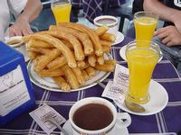 Churros con chocolate & Porras