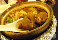 -肉骨茶（Bak Kut Teh）